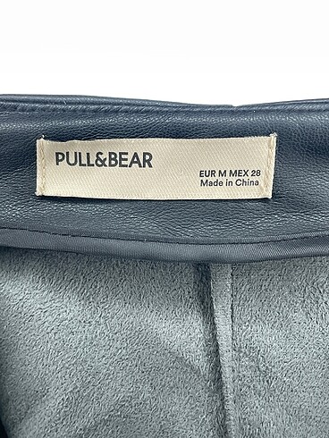 m Beden siyah Renk Pull and Bear Mini Etek %70 İndirimli.
