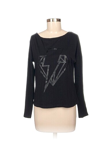 Mudo T-shirt %70 İndirimli.