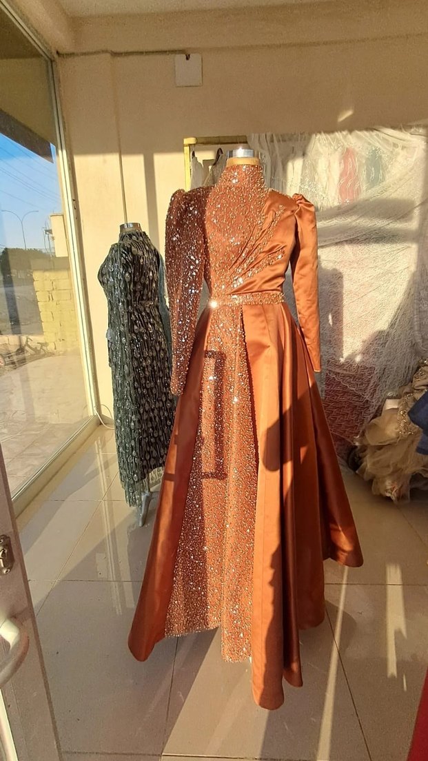 Kahverengi Uzun Kollu Drapeli Abiye Elbise - Görsel 2