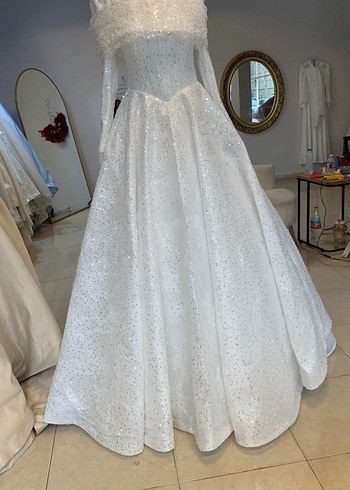 Uzun Kollu Yüksek Yakalı Prenses Gelinlik - Görsel 2