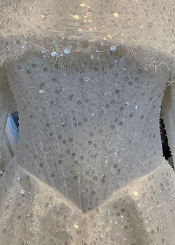 Uzun Kollu Yüksek Yakalı Prenses Gelinlik - Görsel 7