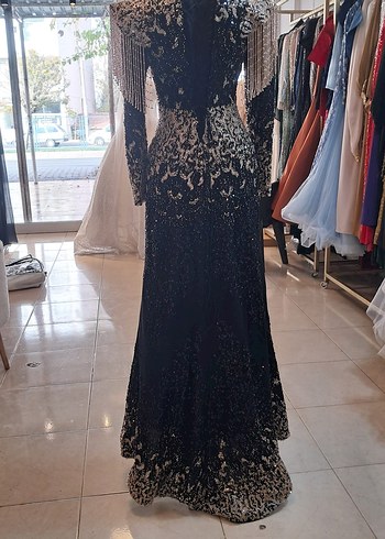 Boncuk İşlemeli Siyah Uzun Abiye Elbise - Görsel 2