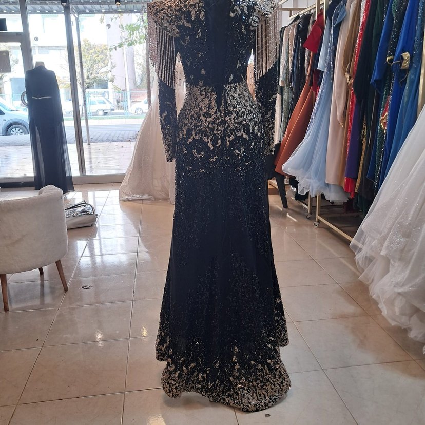 Boncuk İşlemeli Siyah Uzun Abiye Elbise - Görsel 2