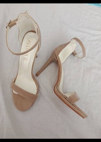 Alina İnce Bantlı Süet Topuklu Ayakkabı - Görsel 4