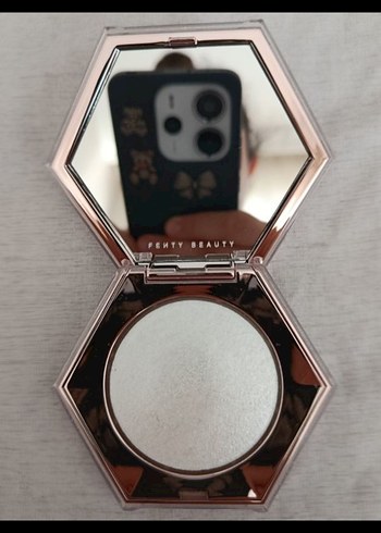Fenty Beauty Diamond Bomb Aydınlatıcı - Görsel 6