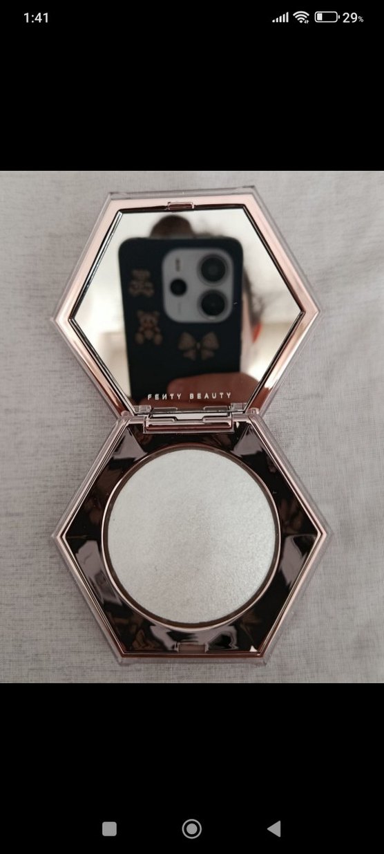 Fenty Beauty Diamond Bomb Aydınlatıcı - Görsel 2