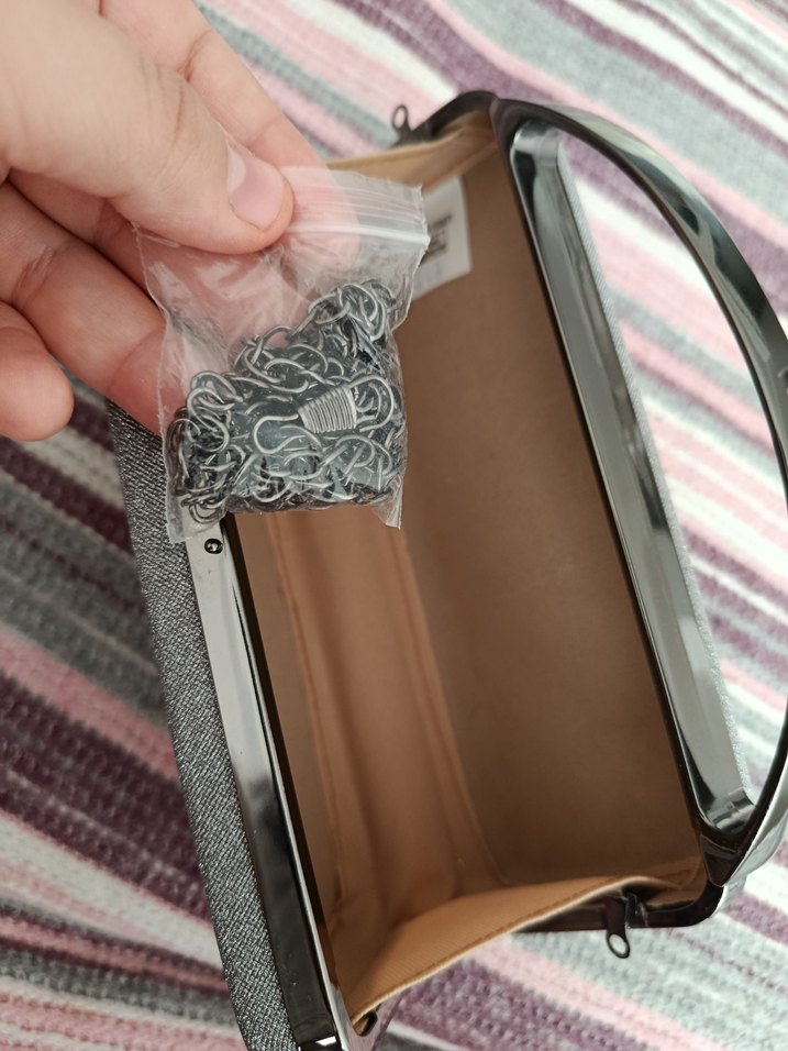 Gri Gümüş Simli Abiye Çanta - Görsel 4