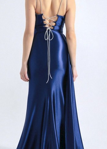 Saten Gece Mavisi Sırt İp Askılı Elbise - Görsel 3
