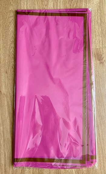 Pembe tabaka çiçek ambalaj