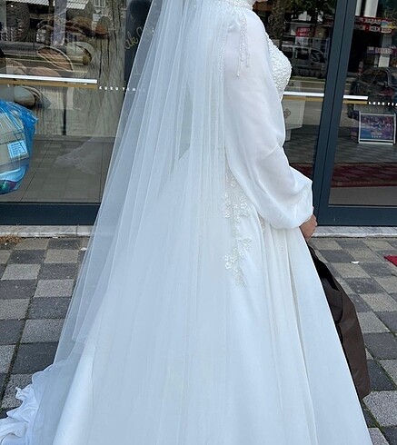 Tasarımcı Gelinlik