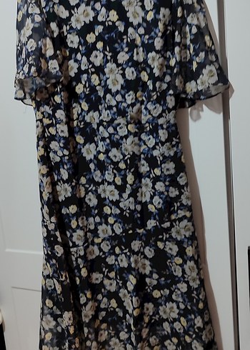 Bisiklet Yaka Kısa Kollu Mavi Çiçekli Midi Elbise - Görsel 2