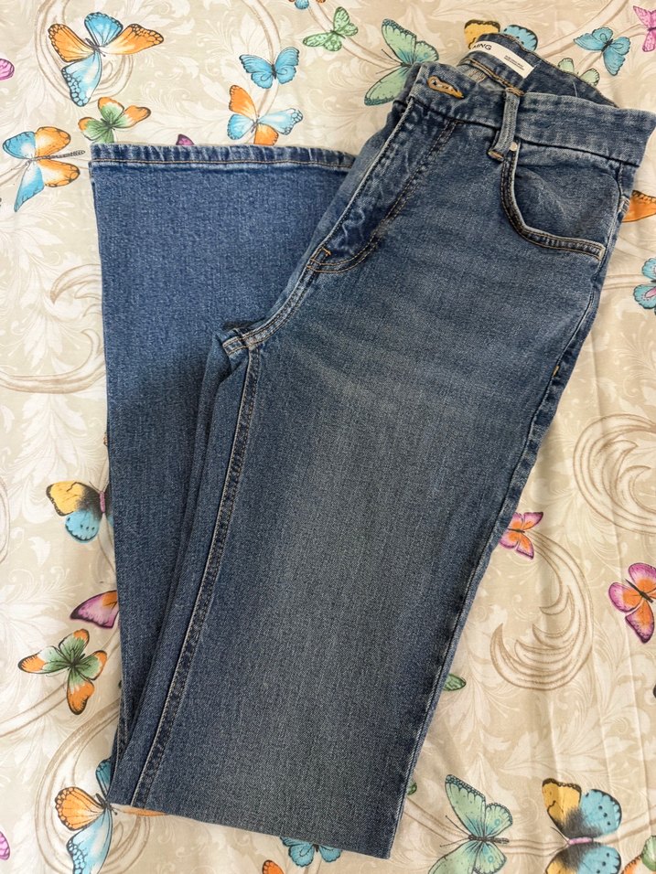 Mango Yeni Sezon Violeta İspanyol Paça Jeans — görsel 4/6