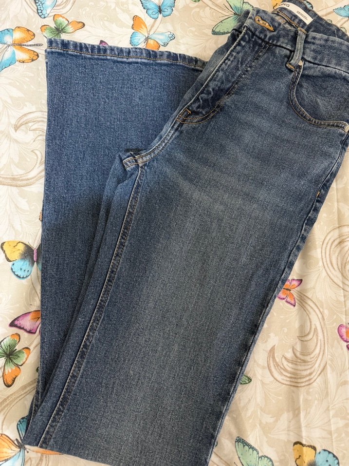 Mango Yeni Sezon Violeta İspanyol Paça Jeans — görsel 5/6