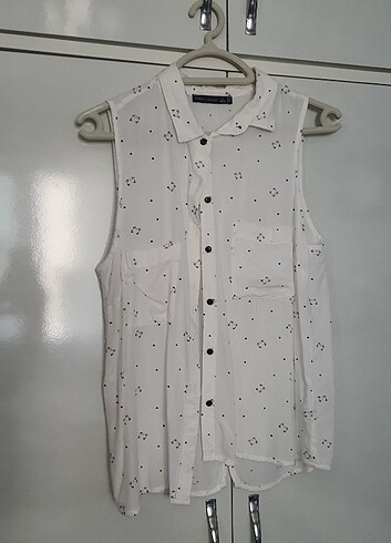 Bershka kolsuz gömlek 