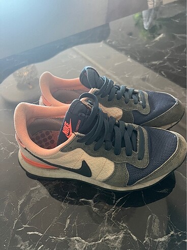 Nıke spor ayakkabı