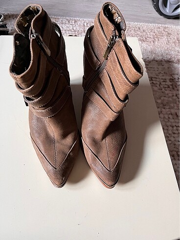 35,5 Beden camel Renk Vince Camuto Ayakkabı