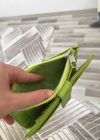 Beden yeşil Renk Yeşil Deri Yılan Desenli Fermuarlı Kadın Cüzdanı