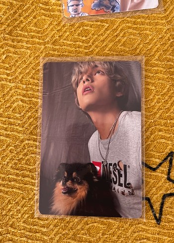 Diğer Taehyung (BTS V) Layover Photocard ve Taekook Anahtarlık Keyring