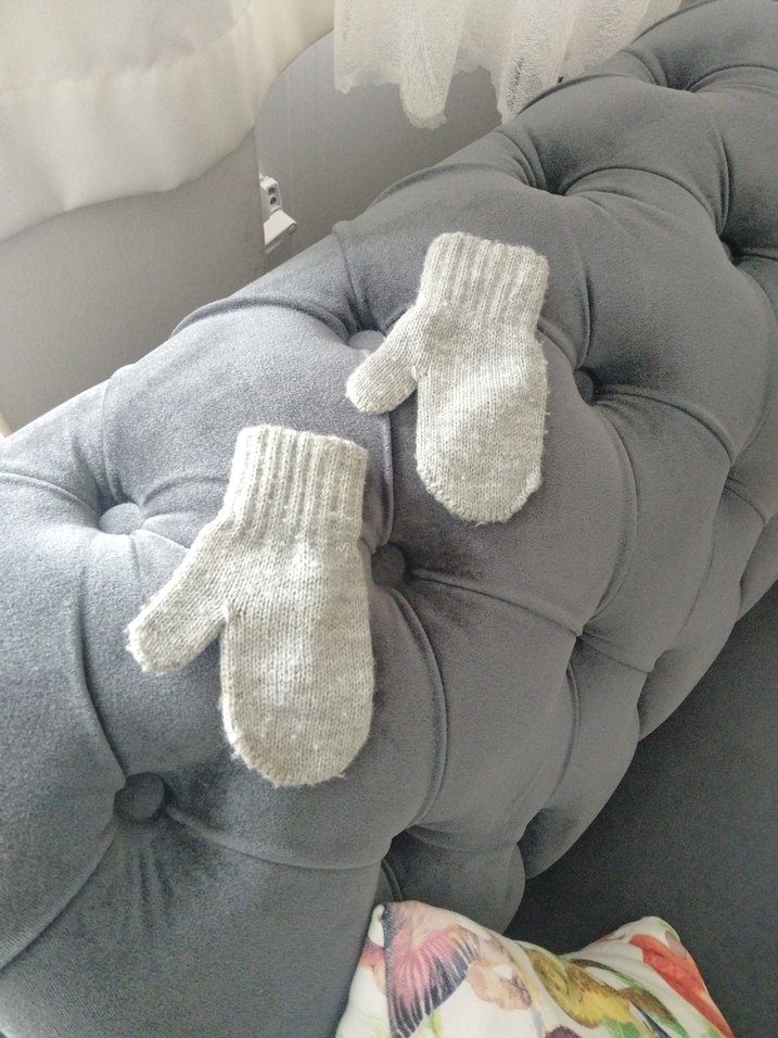 Nakışlı Gri Erkek Çocuk Eldiveni - Görsel 2