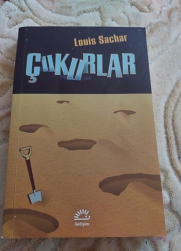 Çukurlar: Louis Sachar