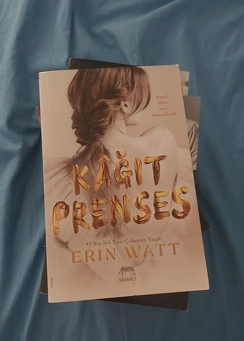 royal serisi kağıt prenses - Erin Watt