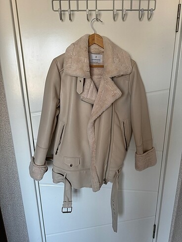 Stradivarius Mont