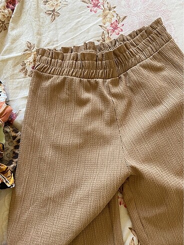 Bej pantolon