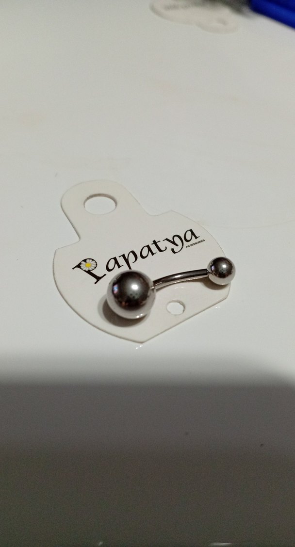 Siyah ve Gri göbek piercing tane fiyatıdır. - Görsel 2