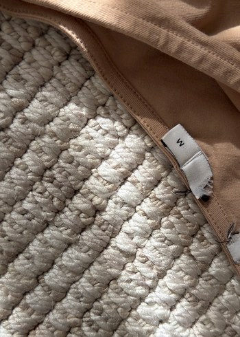 Bej kayık yaka tek omuz bluz - Görsel 2