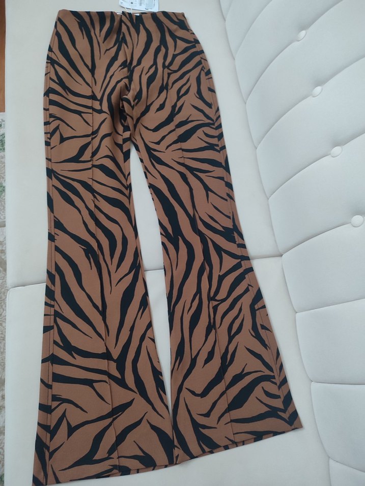 Düğmeli Kahverengi Zebra Desenli Kadın Pantolon - Görsel 2