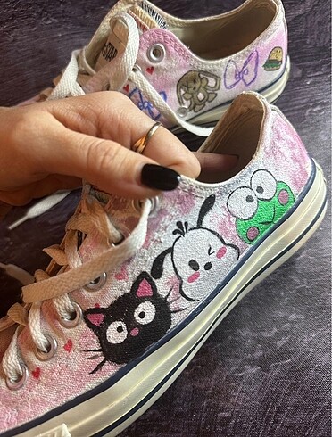 Converse Hello Kitty Converse