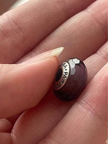 Pandora Pandora charm