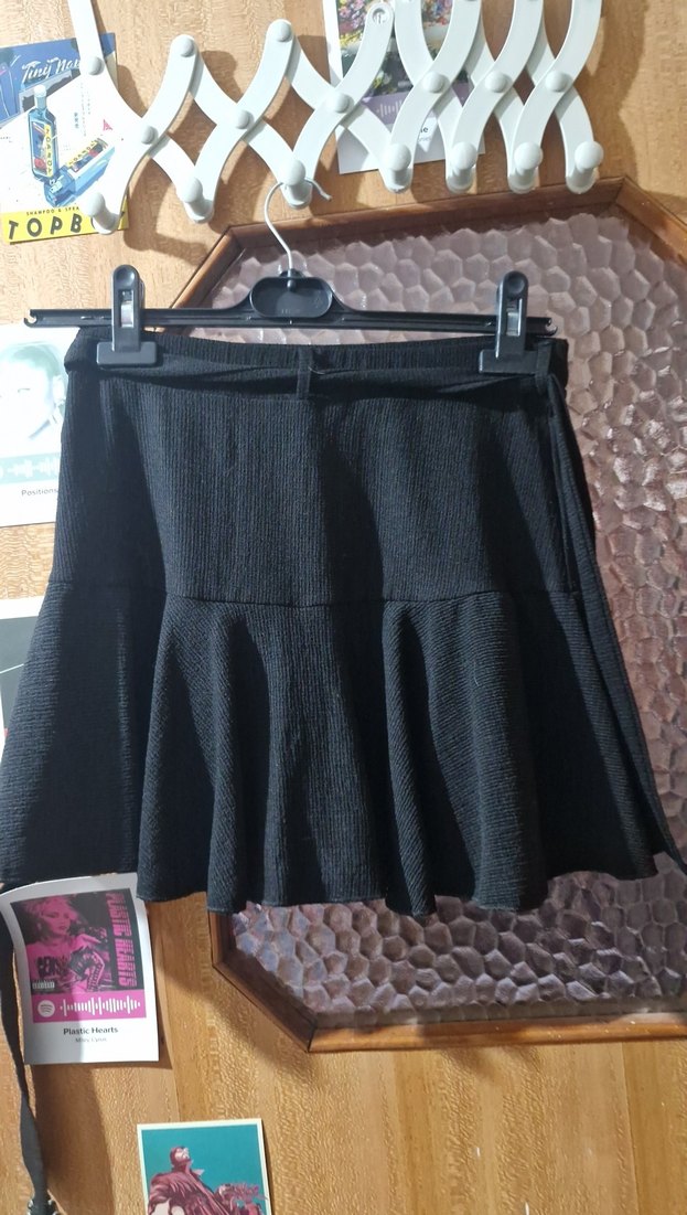 Siyah Volanlı Midi Gotik Etek - Görsel 2