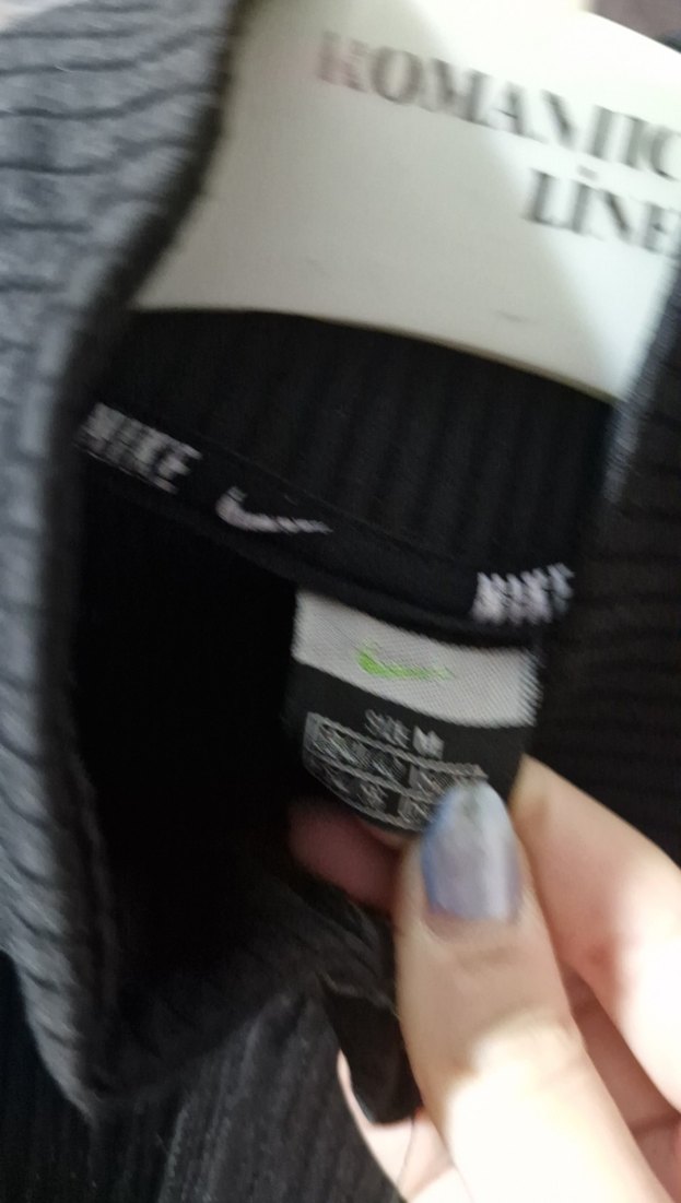 Nike Siyah Fermuarlı Kadın Atletik Ceket - Görsel 3