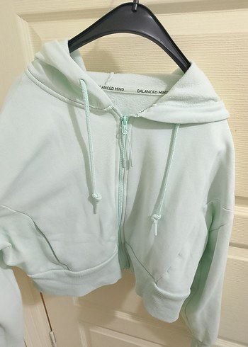 mavimsi Kapüşonlu Fermuarlı Crop Sweatshirt