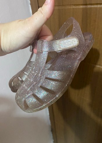İgor Parlak Simli pembe Kız Çocuk Sandalet