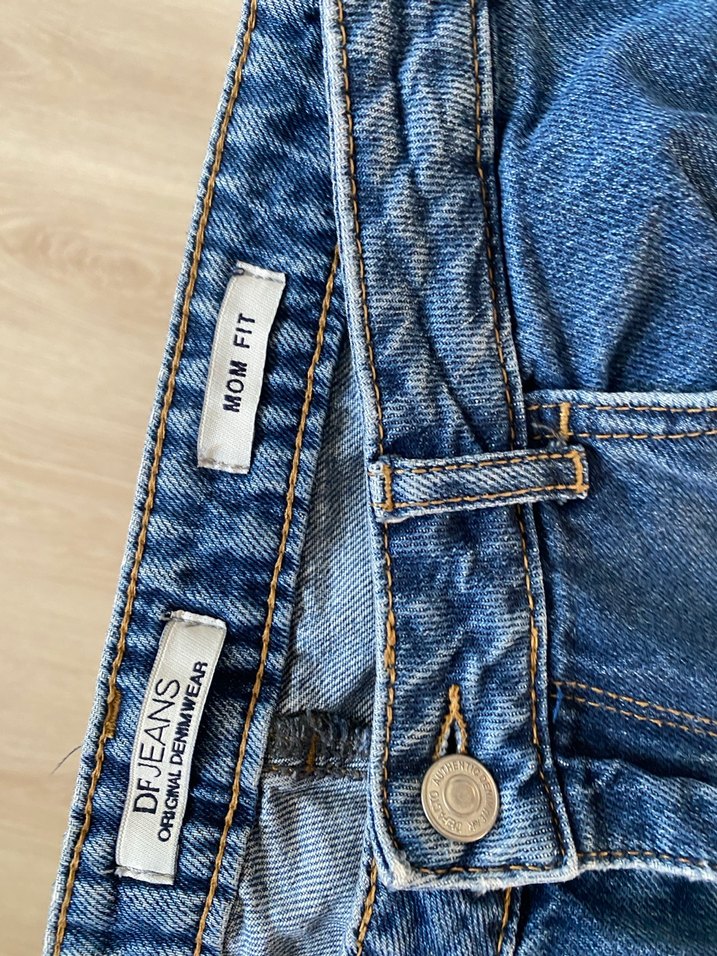 Kadın Mavi Bol Kesim Midi Denim Pantolon - Görsel 3