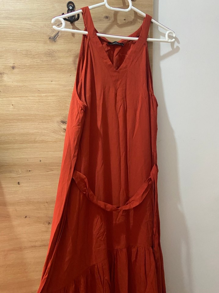 Kırmızı V Yaka Kolsuz Uzun Keten Elbise - Görsel 2