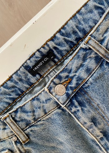 Gri Renkli Rahat Kesim Kadın Denim Pantolon - Görsel 2