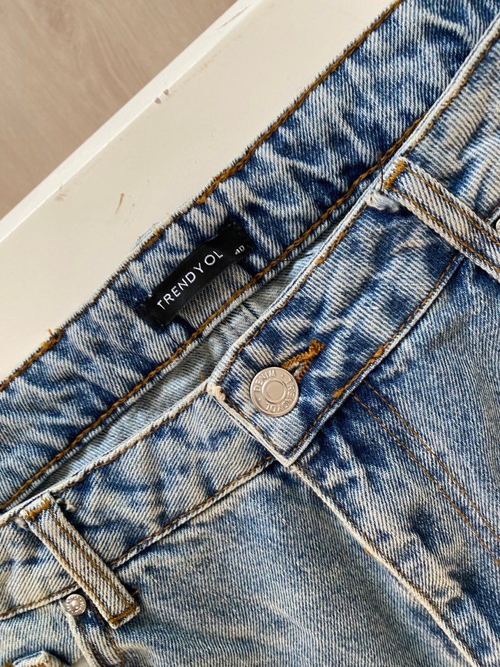 Gri Renkli Rahat Kesim Kadın Denim Pantolon - Görsel 2