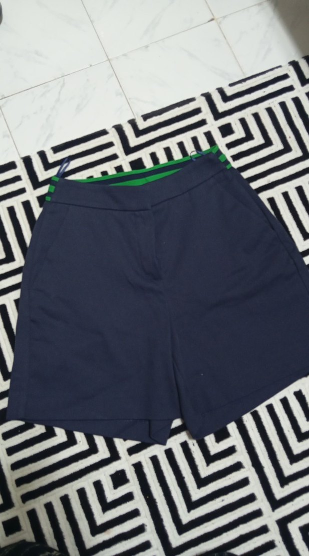 Lacivert Kemerli Kadın Bermuda Şort - Görsel 2