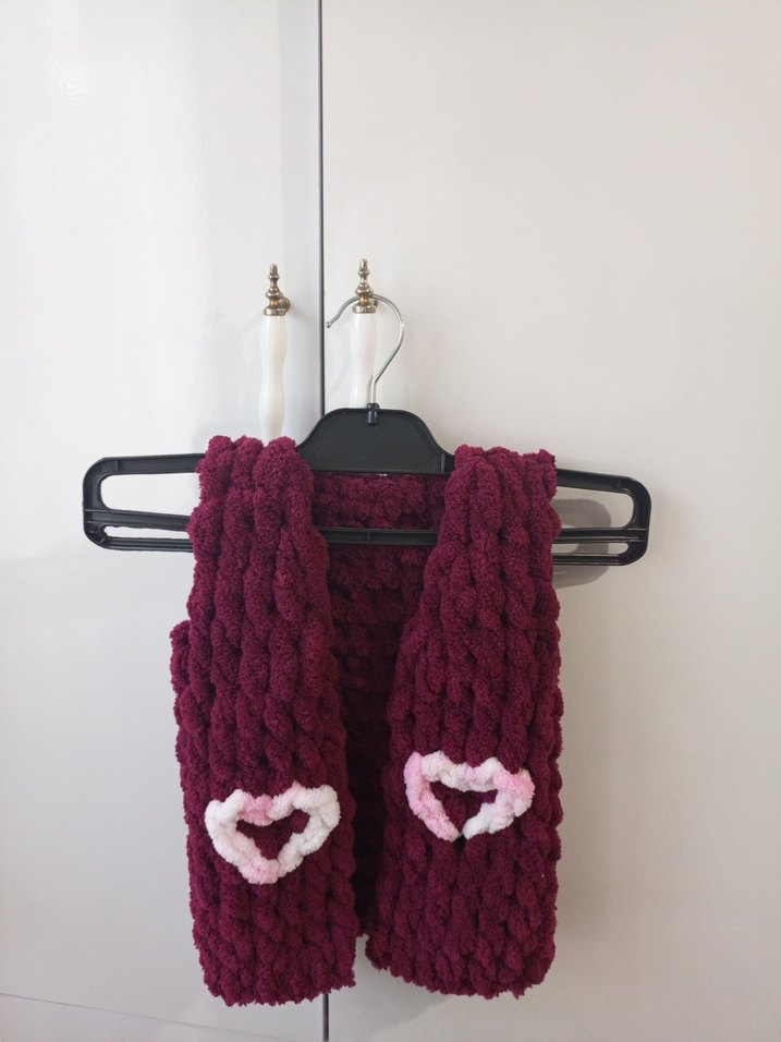 Bordo Örgü Kız bebek Yeleği Nakışlı - Görsel 3