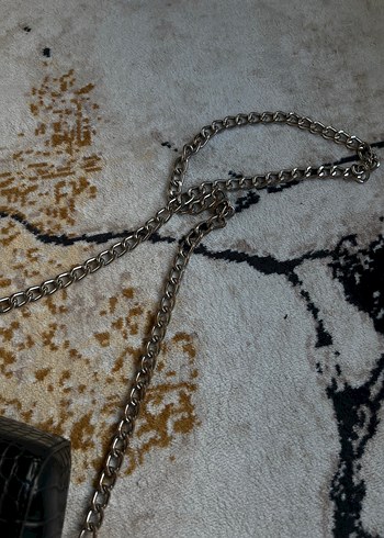 bershka siyah deri desenli çanta - Görsel 9