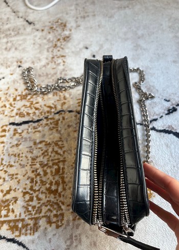 bershka siyah deri desenli çanta - Görsel 5