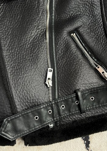 Siyah Kürklü Deri Biker Yelek - Görsel 3