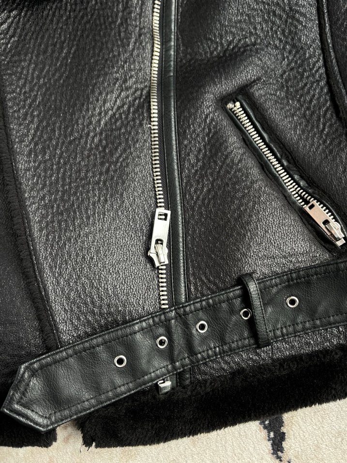 Siyah Kürklü Deri Biker Yelek - Görsel 3