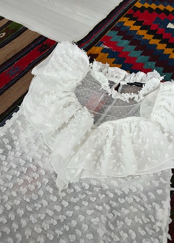 Trendyolmilla Beyaz Fırfırlı Detaylı Bluz - Görsel 7