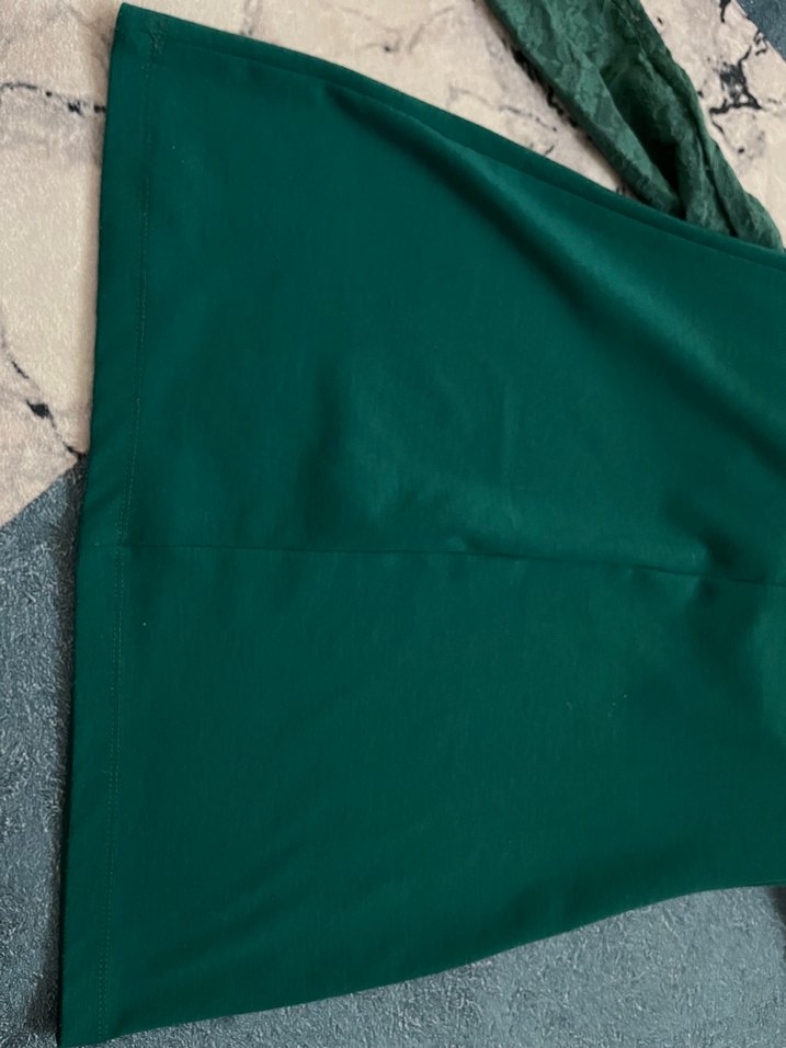 V Yaka Yeşil elbise - Görsel 3