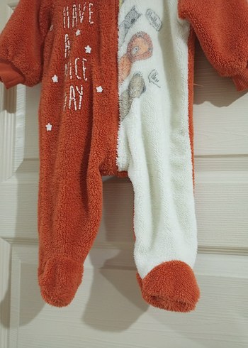 Turuncu Bebek Polar Tulum, Baskılı ve Örgü Detaylı - Görsel 2