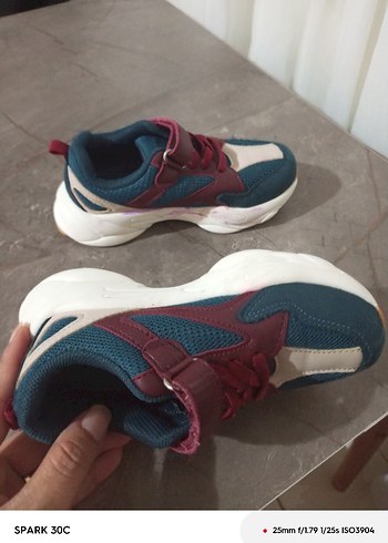 Renkli Bağcıklı ve Cırt Cırtlı Erkek Çocuk Spor Ayakkabı - Görsel 5